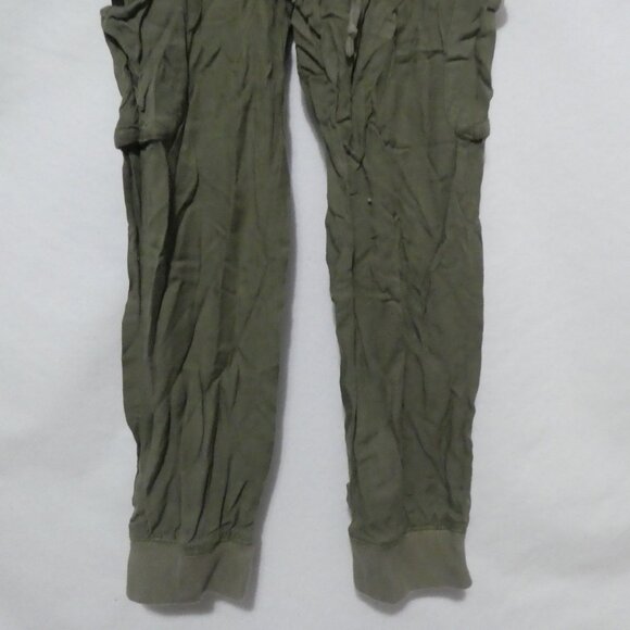 JOGGER | small | Olive Green Cargo Joggers | GUC - Picture 7 of 16